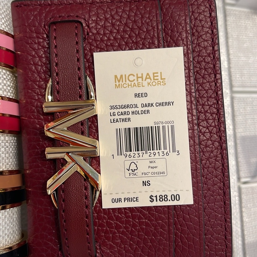 MICHAEL KORS
Reed Large Pebbled Leather Card Holder Case
Dark Cherry 
NWT - Picture 10 of 16